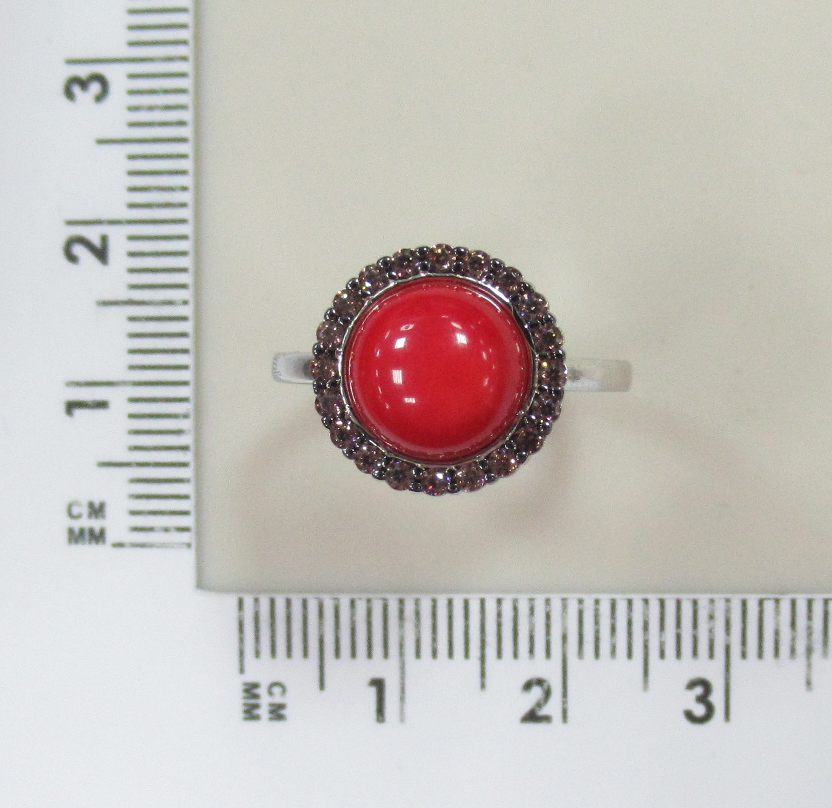Серебряное кольцо с кораллом